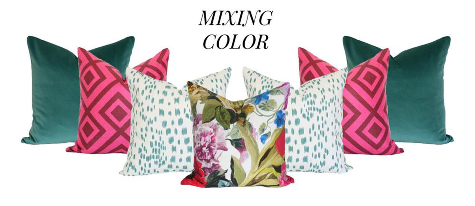 Be bold with your color choices & mix it up! Havenly Design Director shares her favorite pillow combinations--Shop them now!