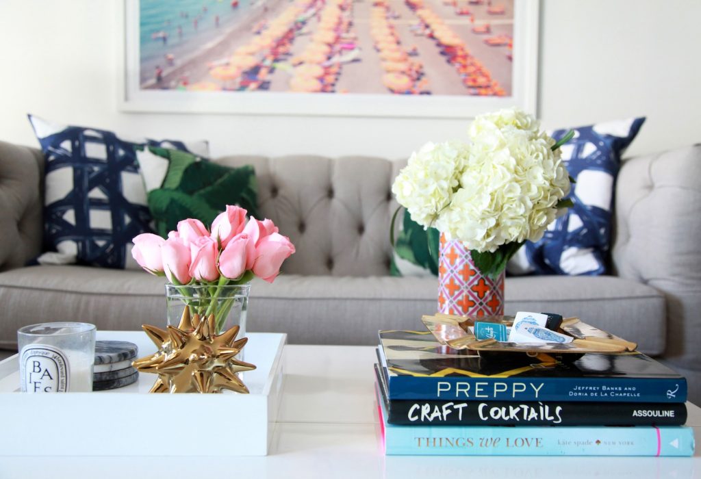 How to Declutter The Coffee Table