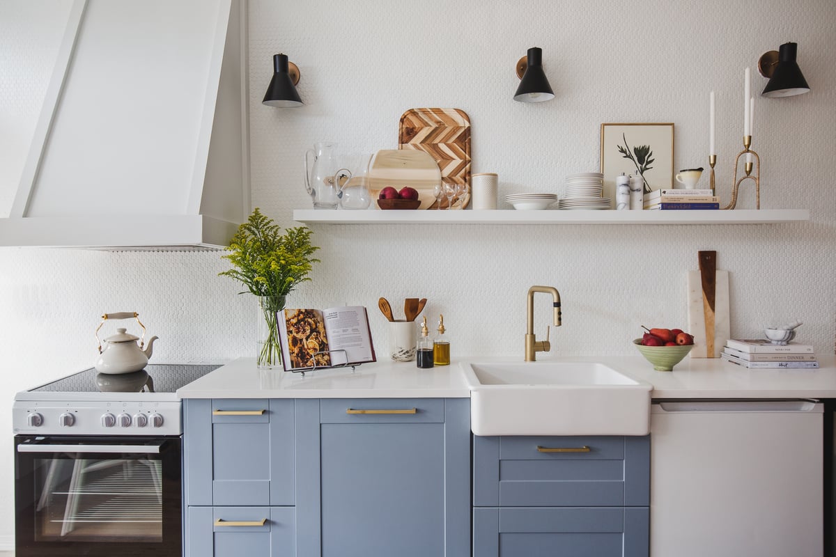 Tiny But Mighty Style Hacks for Small Kitchens   Havenly Blog ...