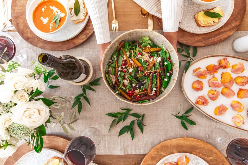 small space thanksgiving dinner