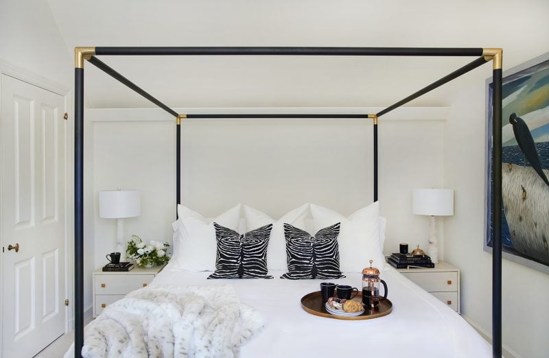 Rachel Zoe bedroom | How to arrange pillows on a bed