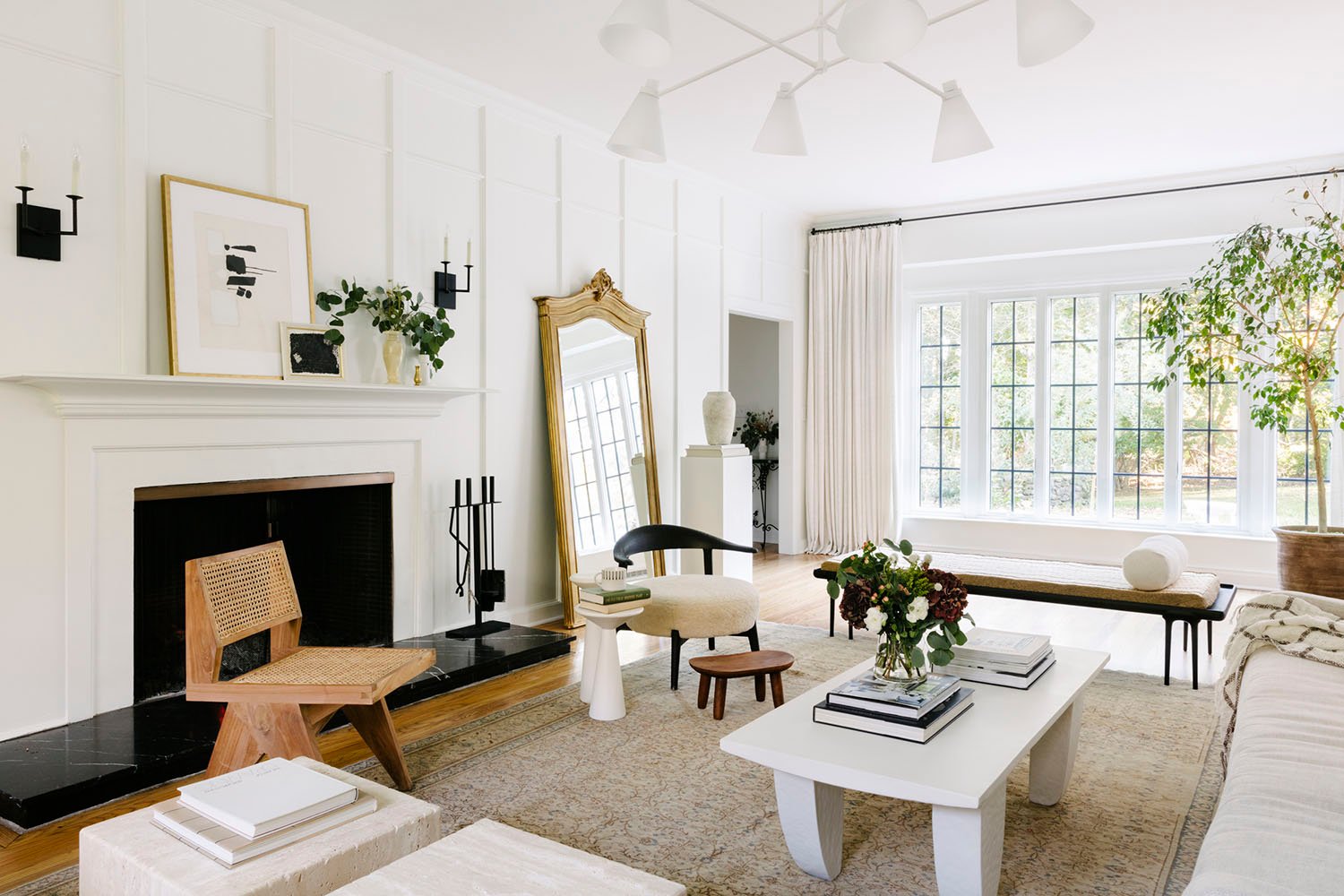 Designer Fave Neutral Paint: Benjamin Moore Simply White