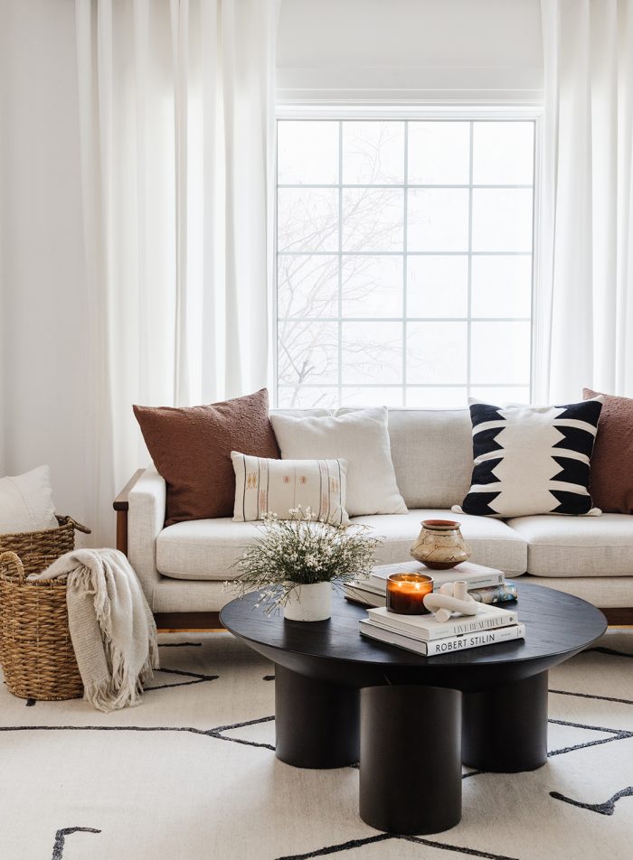 Throw pillow design | White living room