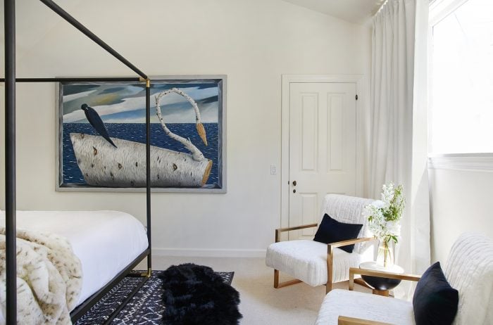 Glam bedroom design | oversized wall art