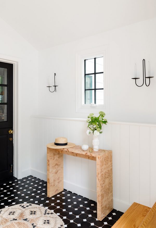 7 Wall Moulding Ideas Interior Designers Love | Havenly Blog | Havenly ...