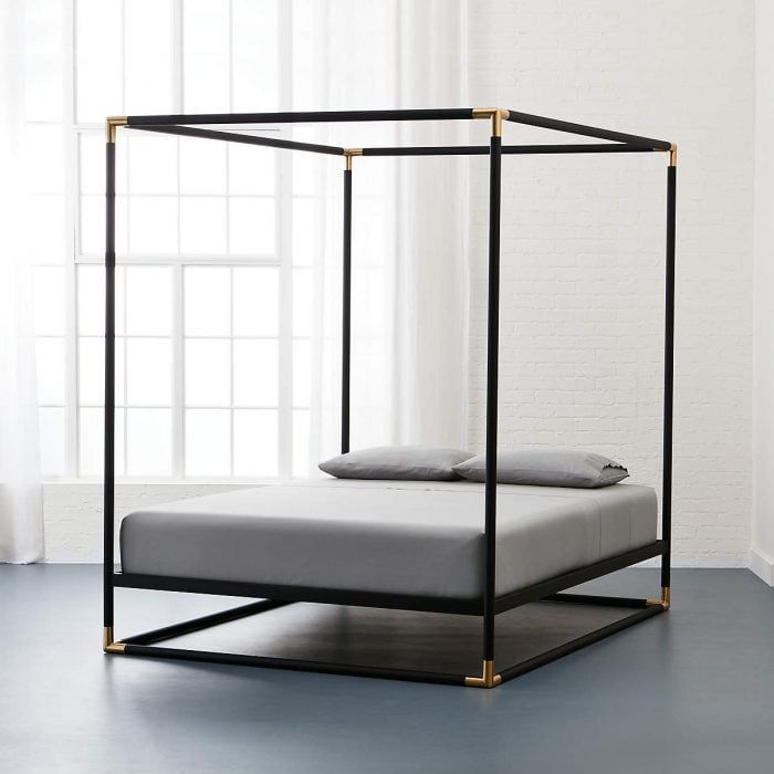 Best canopy beds | Upholstered canopy bed