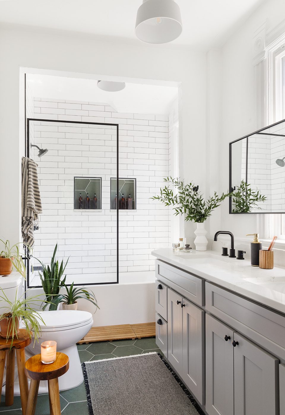 9 Bathroom Paint Colors Our Designers Love Havenly Blog Havenly