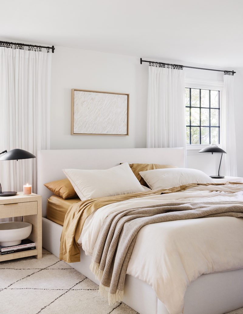 11 Serene Earthy Bedroom Ideas For a Calm Space | Havenly | Havenly ...