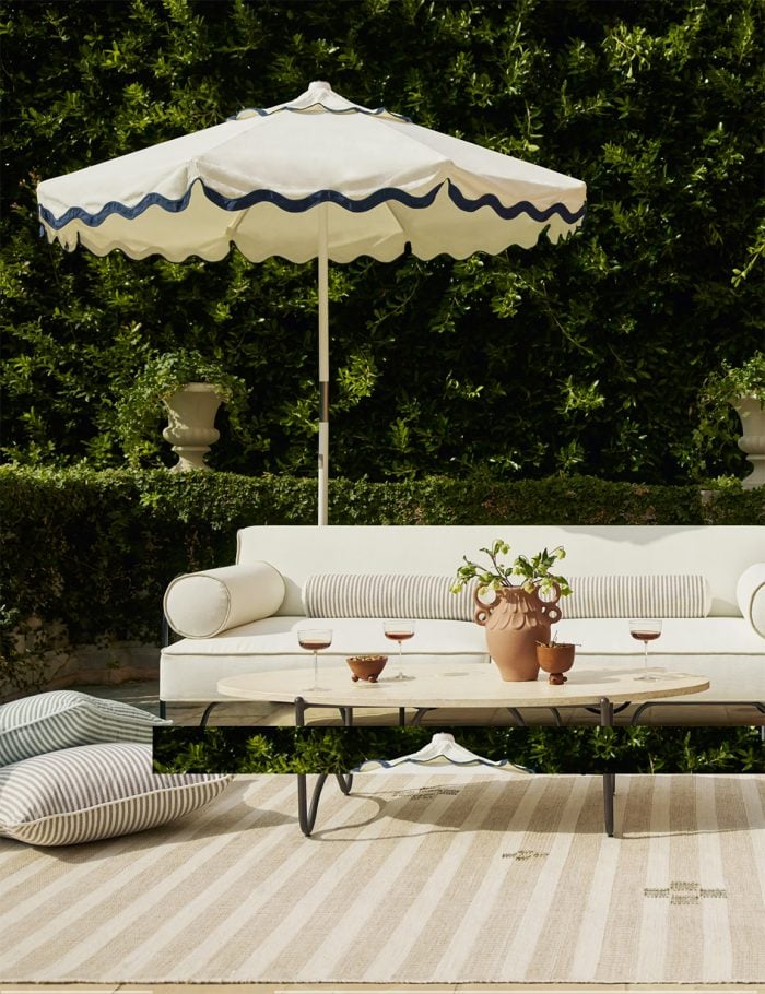 Contemporary outdoor patio furniture