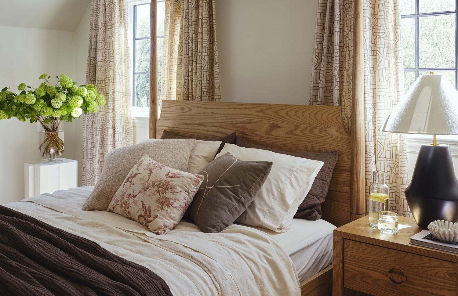 Nancy Meyers interiors